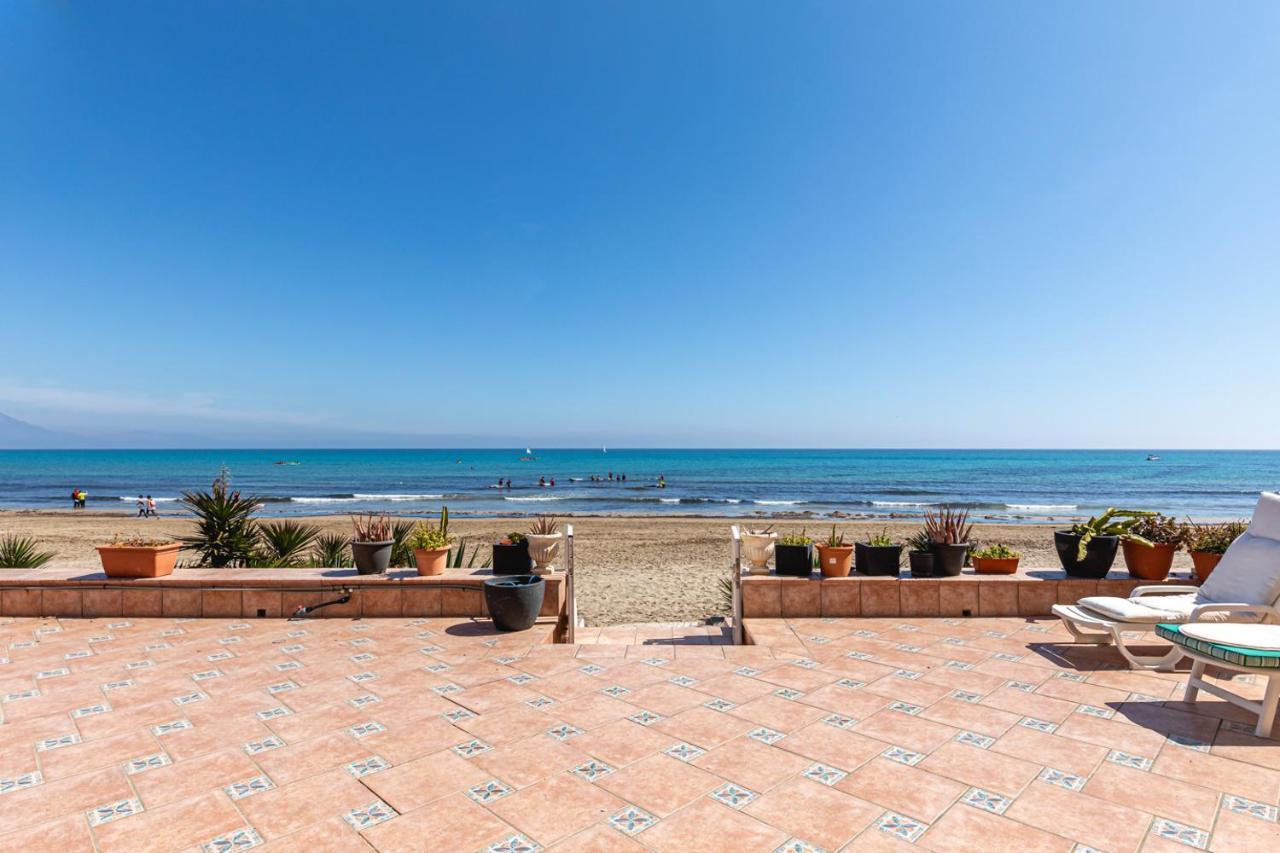 Beachfront Bliss: Apartamento A Pie De Playa Alicante Esterno foto