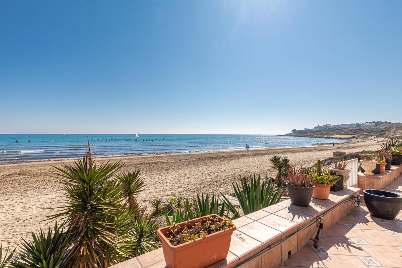 Beachfront Bliss: Apartamento A Pie De Playa Alicante Esterno foto