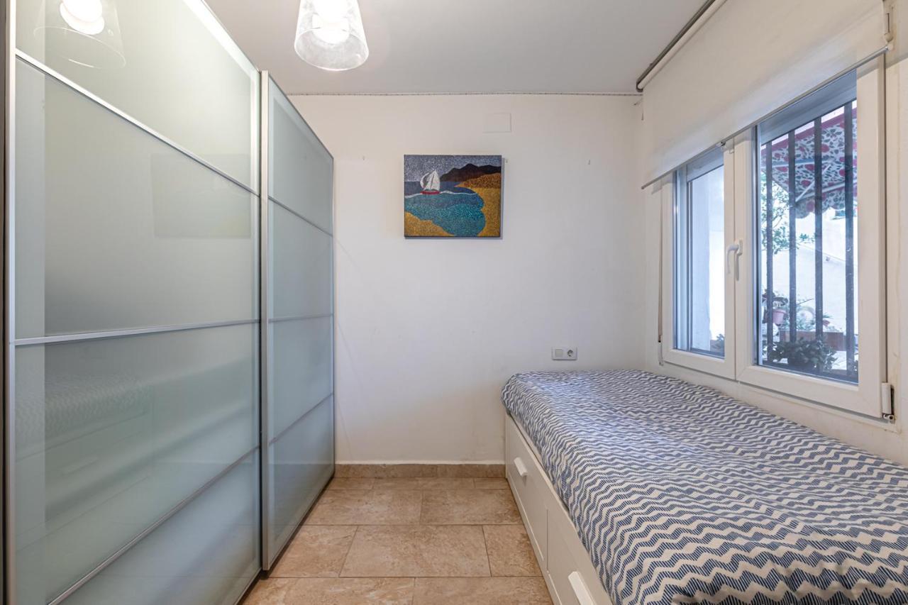 Beachfront Bliss: Apartamento A Pie De Playa Alicante Esterno foto